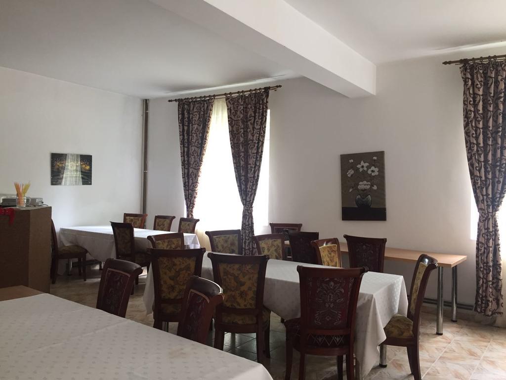 Pensiunea Broscuta Horezu Dış mekan fotoğraf